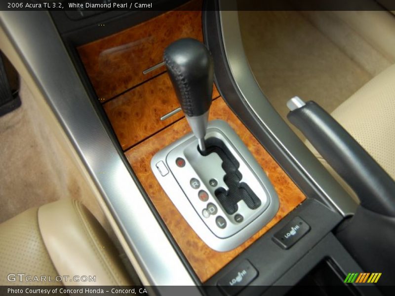 White Diamond Pearl / Camel 2006 Acura TL 3.2