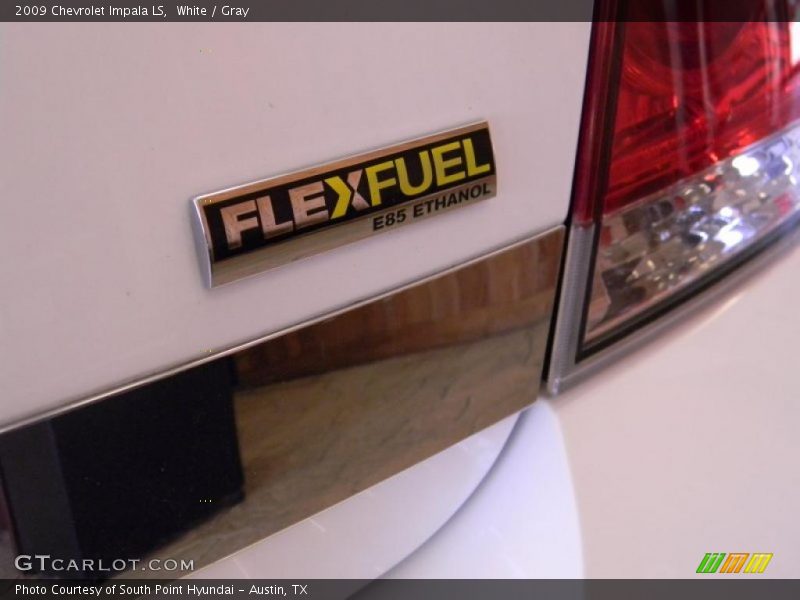 White / Gray 2009 Chevrolet Impala LS
