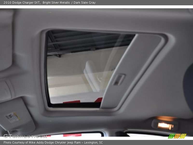 Bright Silver Metallic / Dark Slate Gray 2010 Dodge Charger SXT