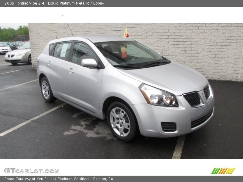 Liquid Platinum Metallic / Ebony 2009 Pontiac Vibe 2.4