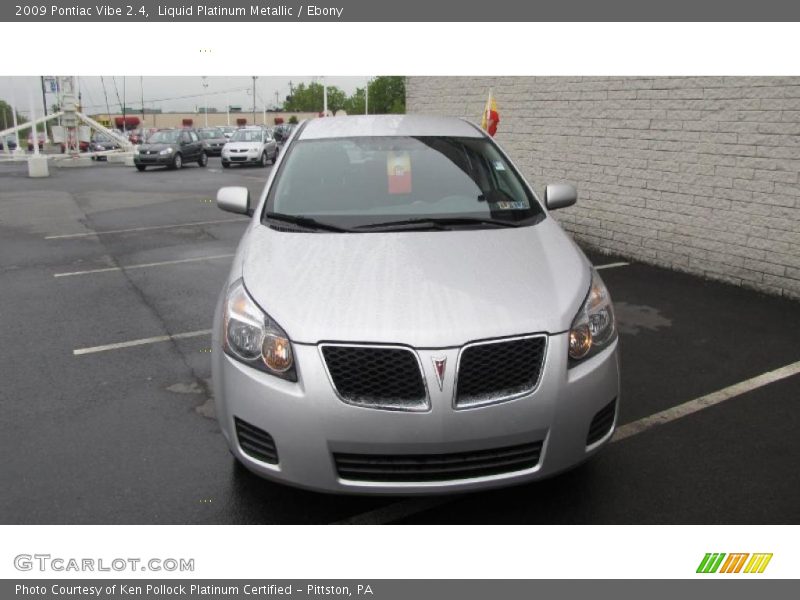 Liquid Platinum Metallic / Ebony 2009 Pontiac Vibe 2.4