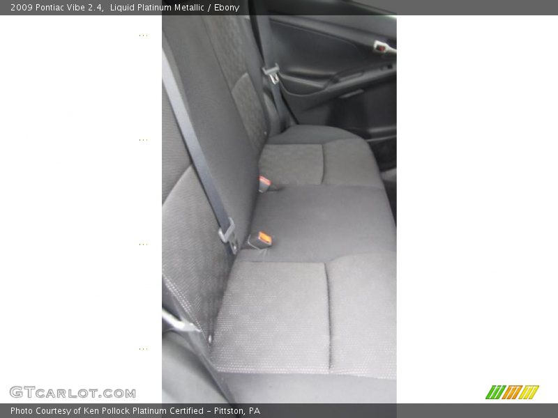Liquid Platinum Metallic / Ebony 2009 Pontiac Vibe 2.4