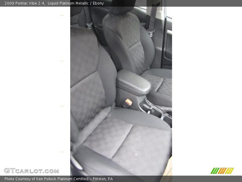 Liquid Platinum Metallic / Ebony 2009 Pontiac Vibe 2.4