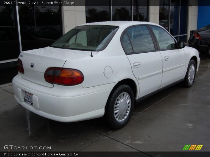 Summit White / Beige 2004 Chevrolet Classic