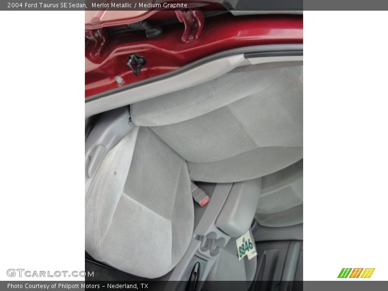 Merlot Metallic / Medium Graphite 2004 Ford Taurus SE Sedan