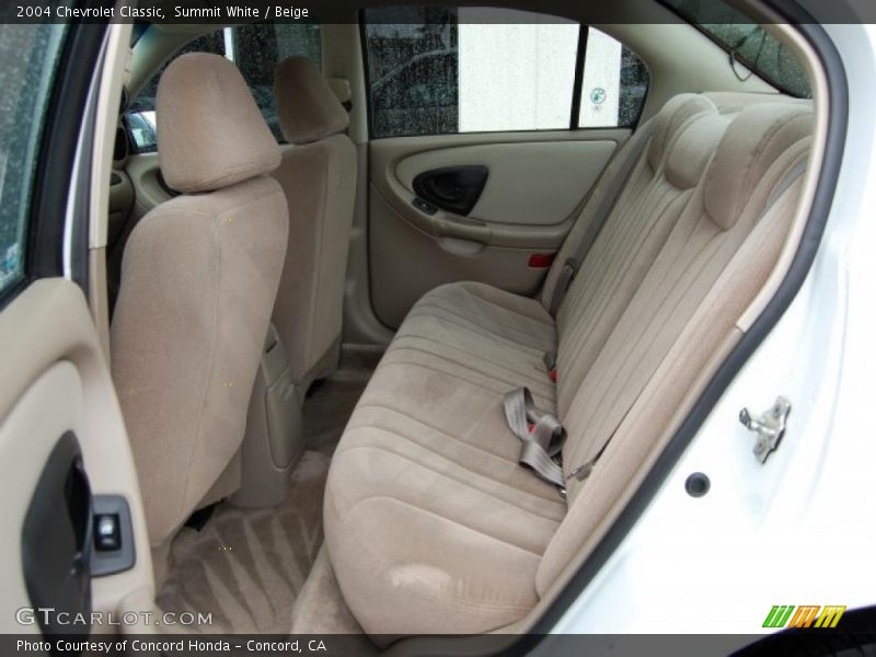 Summit White / Beige 2004 Chevrolet Classic