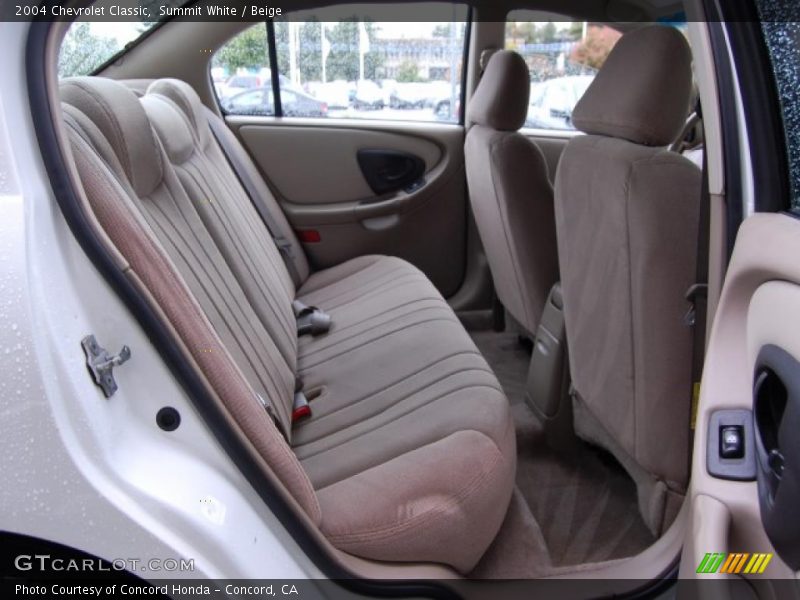 Summit White / Beige 2004 Chevrolet Classic