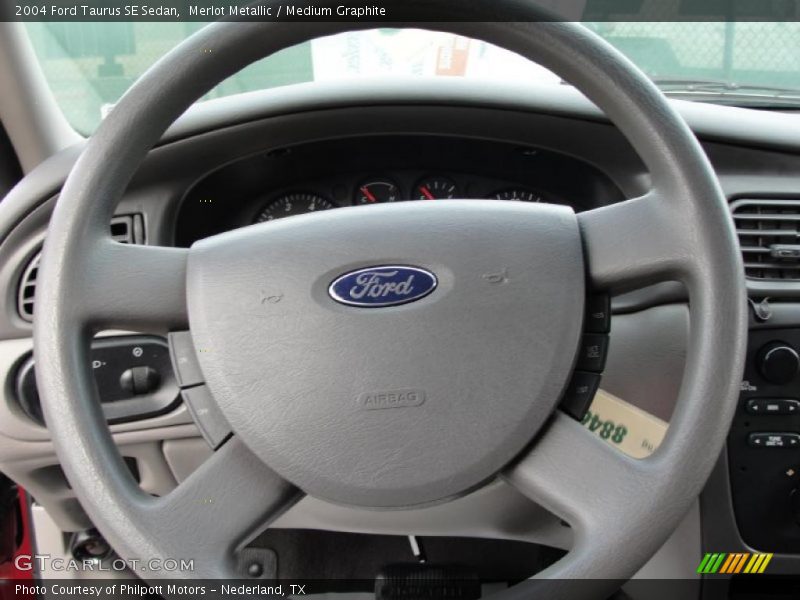 Merlot Metallic / Medium Graphite 2004 Ford Taurus SE Sedan