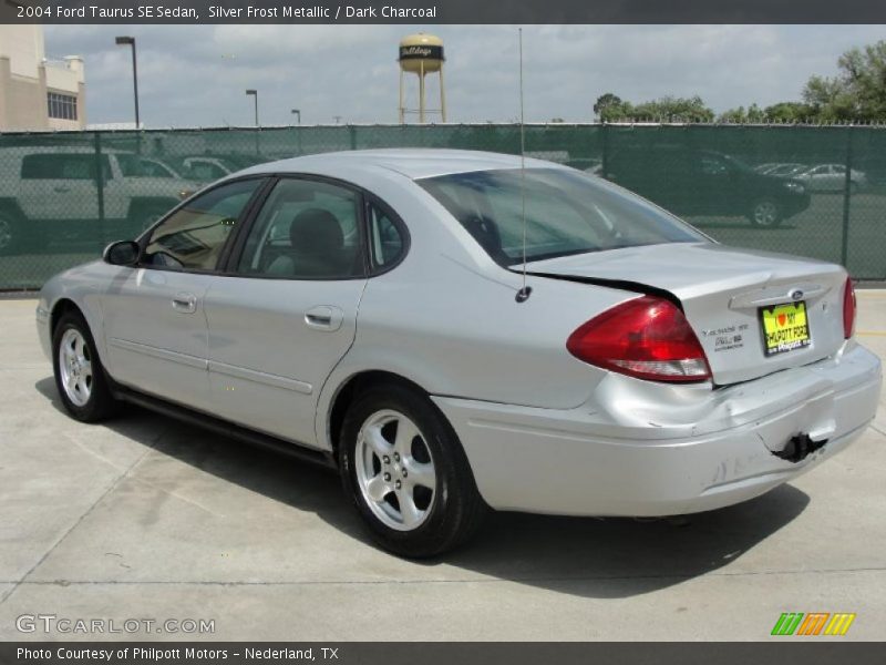 Silver Frost Metallic / Dark Charcoal 2004 Ford Taurus SE Sedan