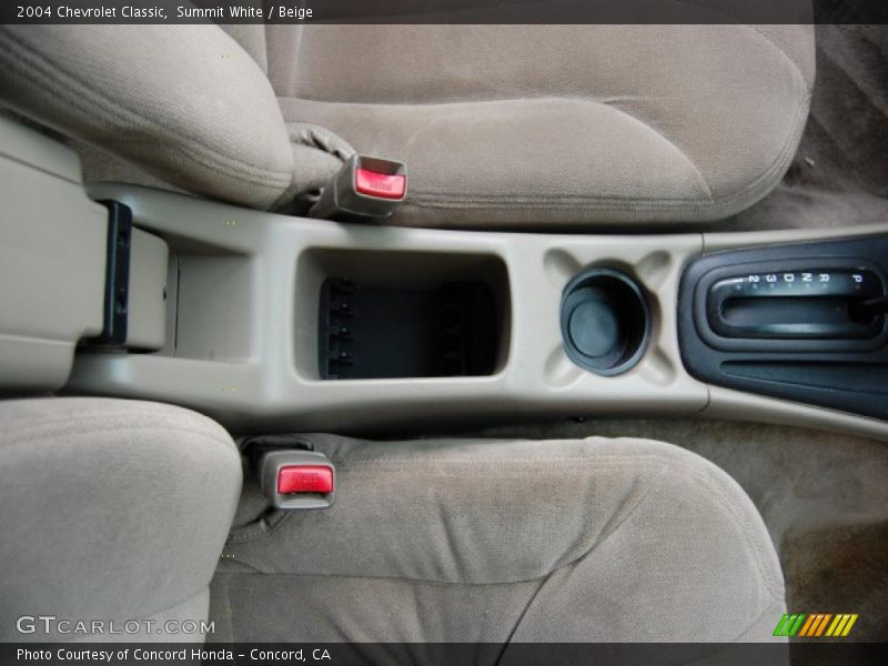 Summit White / Beige 2004 Chevrolet Classic