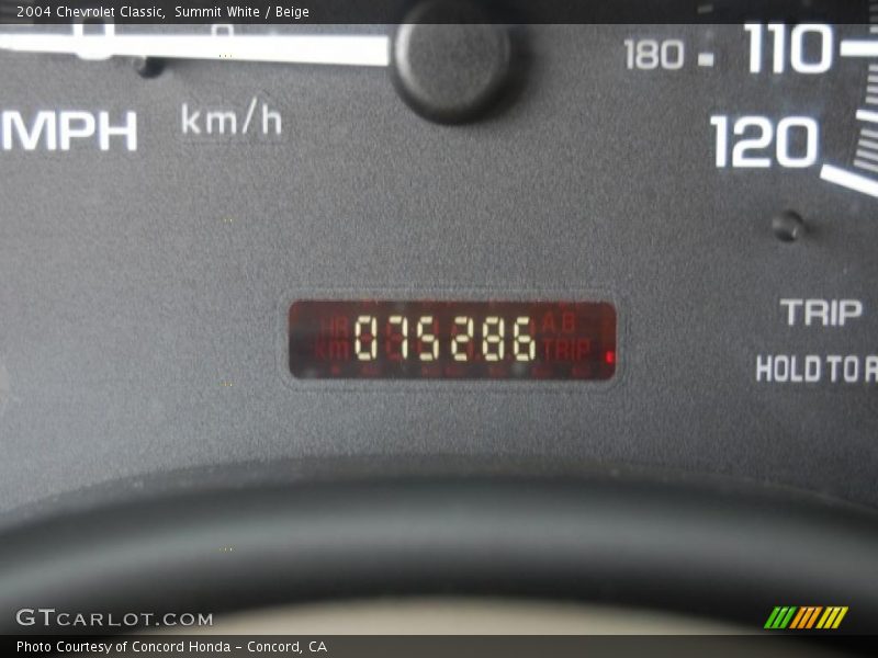 Summit White / Beige 2004 Chevrolet Classic