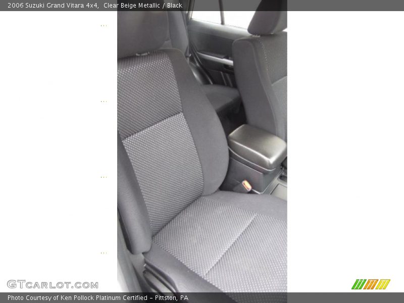 Clear Beige Metallic / Black 2006 Suzuki Grand Vitara 4x4