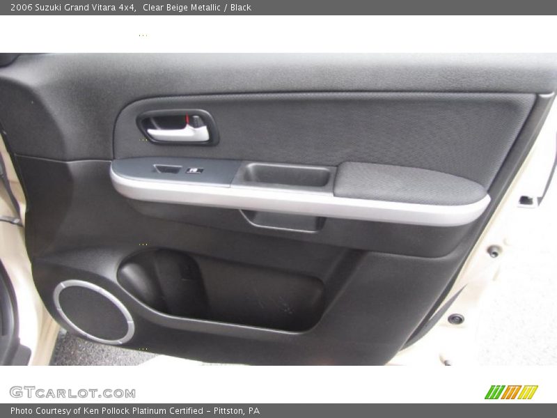 Clear Beige Metallic / Black 2006 Suzuki Grand Vitara 4x4