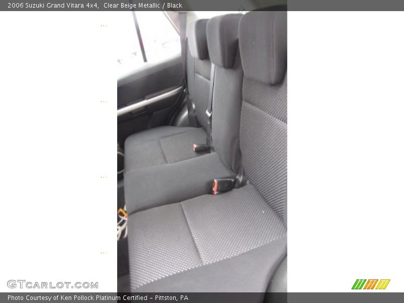 Clear Beige Metallic / Black 2006 Suzuki Grand Vitara 4x4