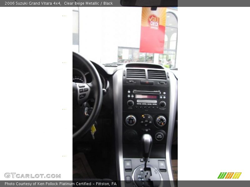 Clear Beige Metallic / Black 2006 Suzuki Grand Vitara 4x4