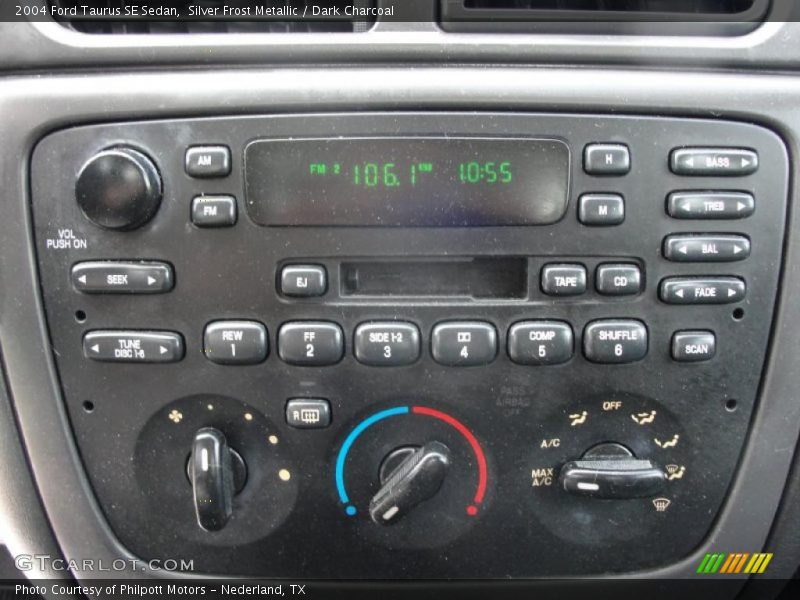 Silver Frost Metallic / Dark Charcoal 2004 Ford Taurus SE Sedan