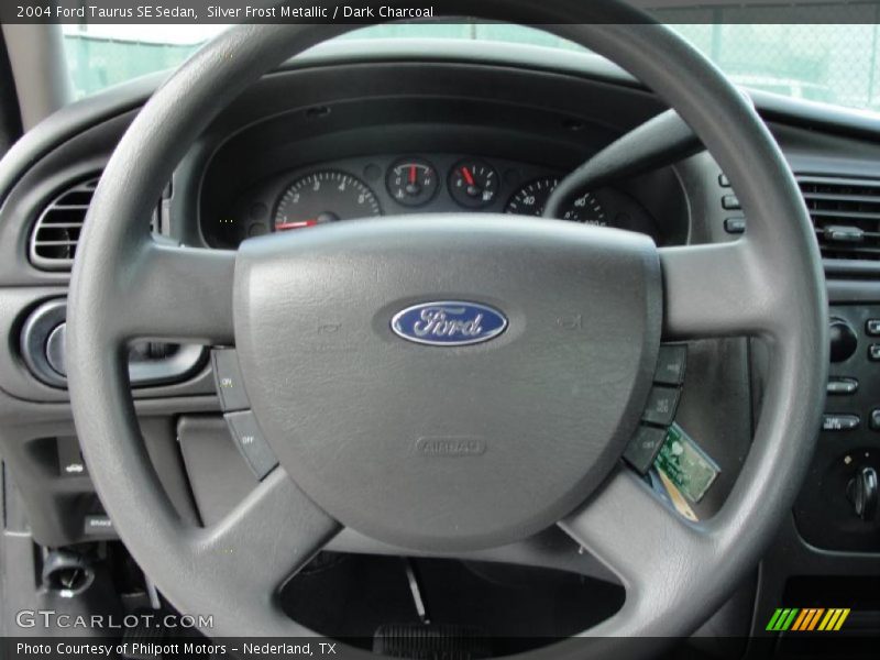 Silver Frost Metallic / Dark Charcoal 2004 Ford Taurus SE Sedan
