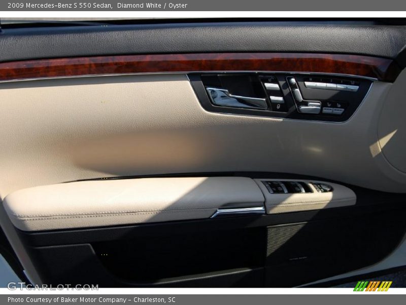 Diamond White / Oyster 2009 Mercedes-Benz S 550 Sedan