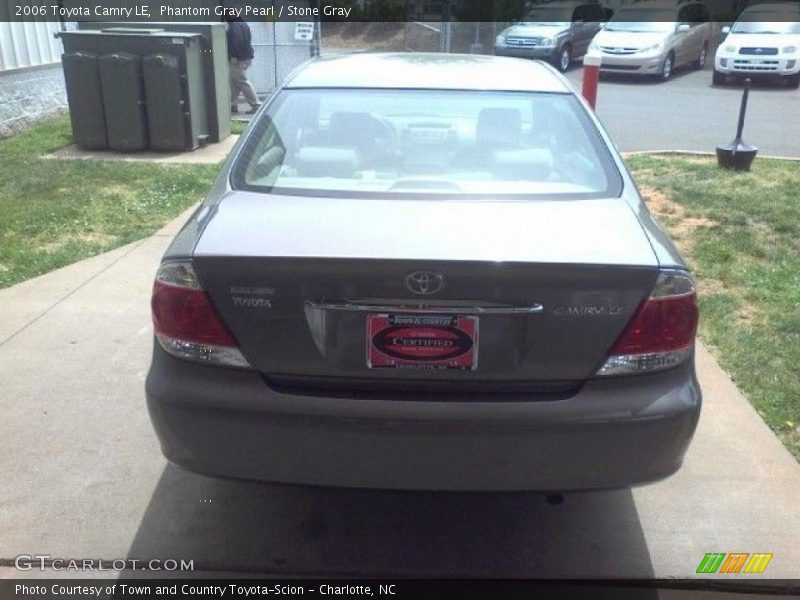 Phantom Gray Pearl / Stone Gray 2006 Toyota Camry LE