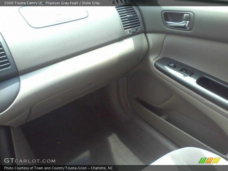 Phantom Gray Pearl / Stone Gray 2006 Toyota Camry LE
