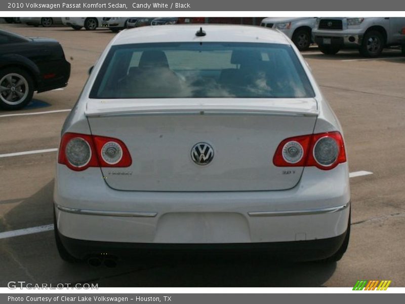 Candy White / Black 2010 Volkswagen Passat Komfort Sedan