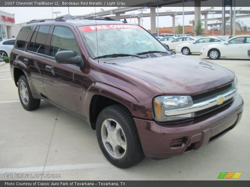 Bordeaux Red Metallic / Light Gray 2007 Chevrolet TrailBlazer LS