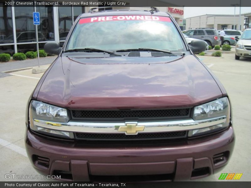 Bordeaux Red Metallic / Light Gray 2007 Chevrolet TrailBlazer LS