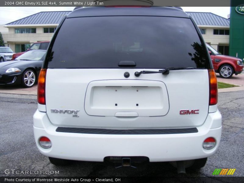 Summit White / Light Tan 2004 GMC Envoy XL SLE 4x4