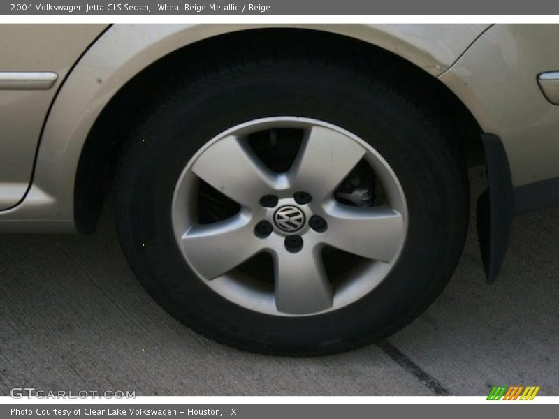 Wheat Beige Metallic / Beige 2004 Volkswagen Jetta GLS Sedan