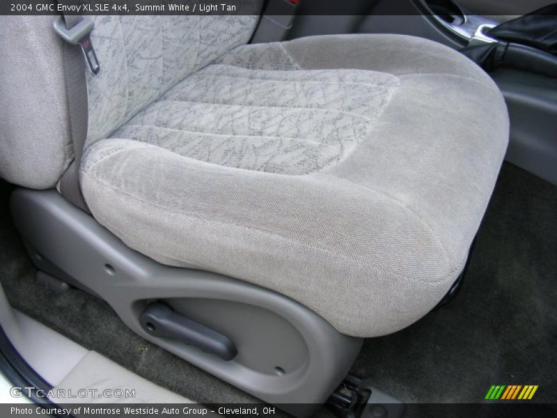 Summit White / Light Tan 2004 GMC Envoy XL SLE 4x4
