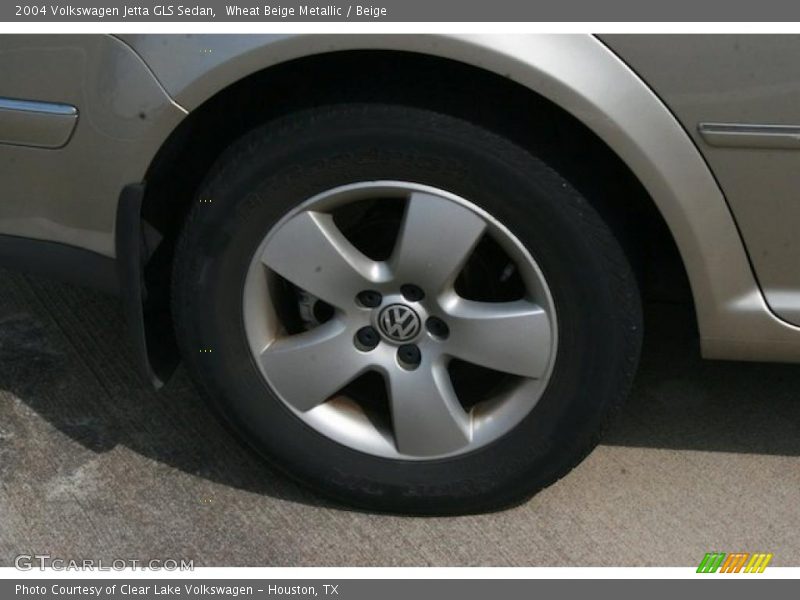Wheat Beige Metallic / Beige 2004 Volkswagen Jetta GLS Sedan