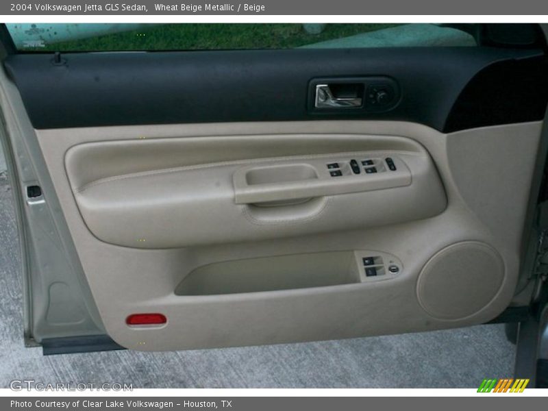 Wheat Beige Metallic / Beige 2004 Volkswagen Jetta GLS Sedan