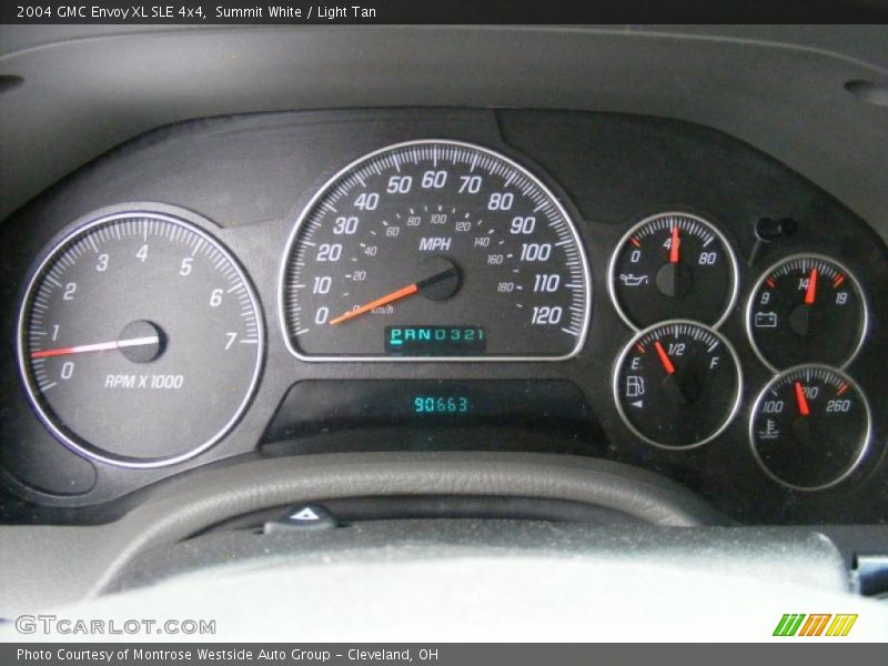 Summit White / Light Tan 2004 GMC Envoy XL SLE 4x4