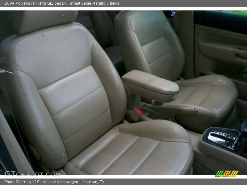Wheat Beige Metallic / Beige 2004 Volkswagen Jetta GLS Sedan