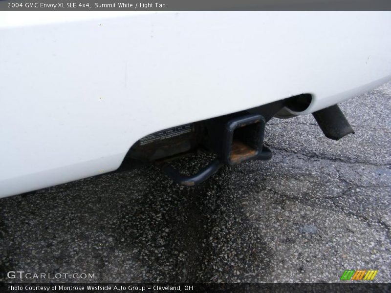 Summit White / Light Tan 2004 GMC Envoy XL SLE 4x4