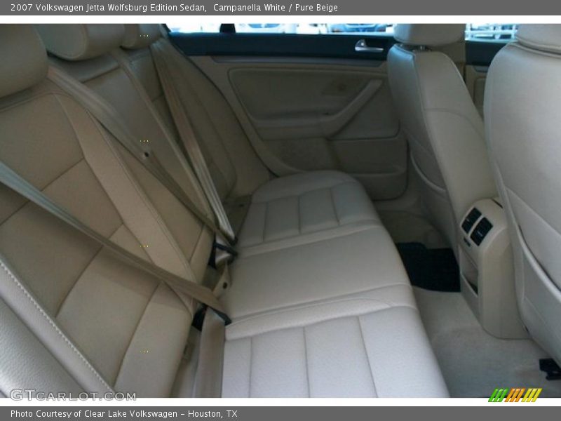 Campanella White / Pure Beige 2007 Volkswagen Jetta Wolfsburg Edition Sedan