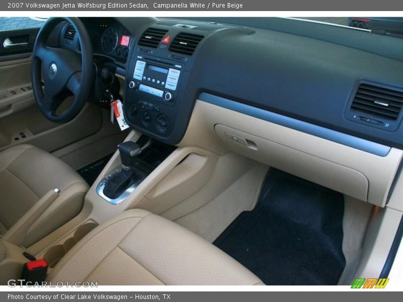 Campanella White / Pure Beige 2007 Volkswagen Jetta Wolfsburg Edition Sedan