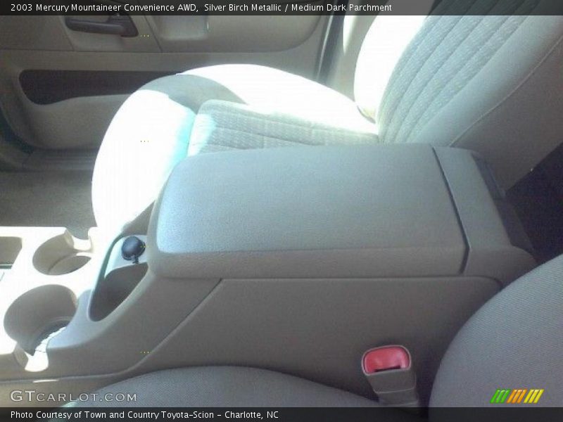 Silver Birch Metallic / Medium Dark Parchment 2003 Mercury Mountaineer Convenience AWD