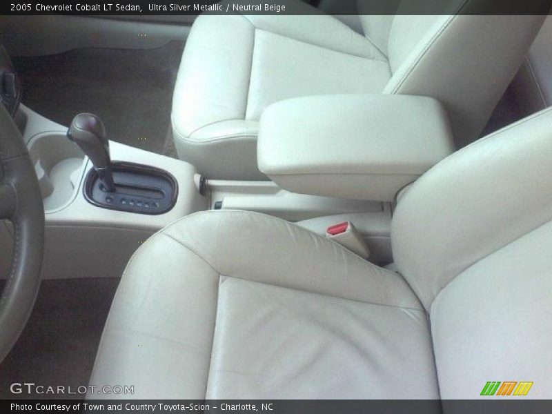 Ultra Silver Metallic / Neutral Beige 2005 Chevrolet Cobalt LT Sedan