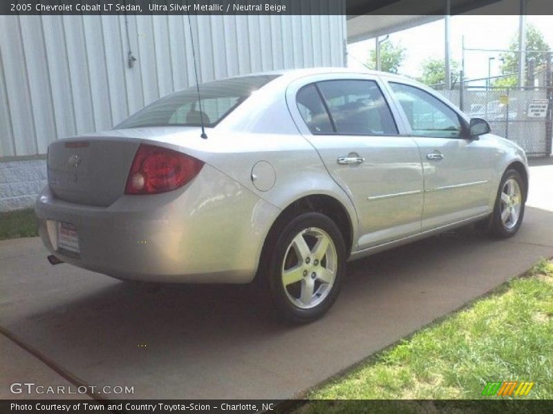 Ultra Silver Metallic / Neutral Beige 2005 Chevrolet Cobalt LT Sedan