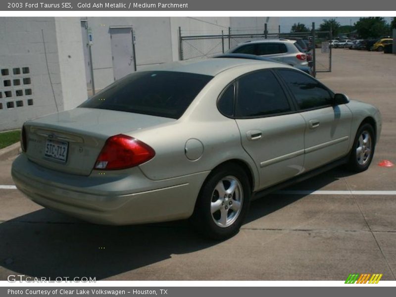 Gold Ash Metallic / Medium Parchment 2003 Ford Taurus SES
