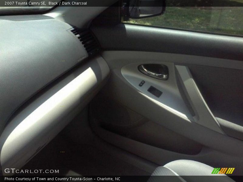 Black / Dark Charcoal 2007 Toyota Camry SE