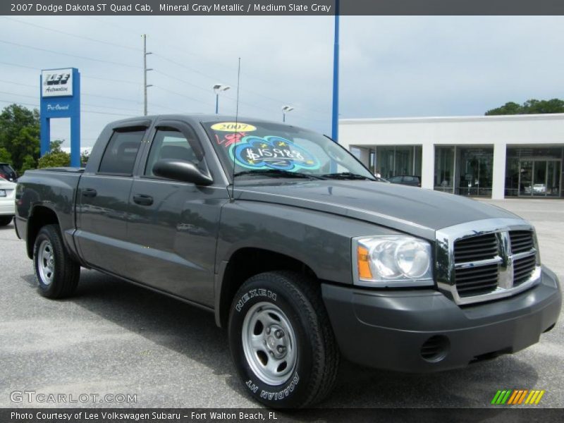 Mineral Gray Metallic / Medium Slate Gray 2007 Dodge Dakota ST Quad Cab