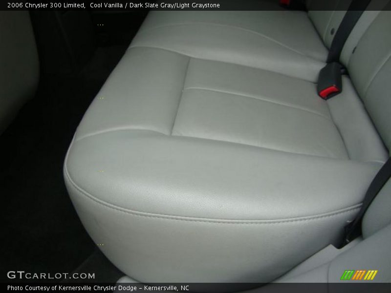Cool Vanilla / Dark Slate Gray/Light Graystone 2006 Chrysler 300 Limited