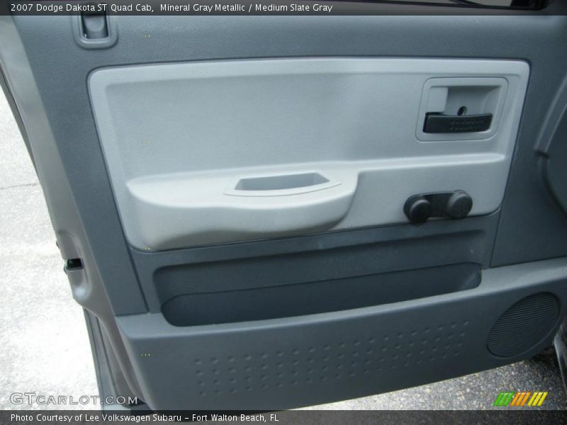 Mineral Gray Metallic / Medium Slate Gray 2007 Dodge Dakota ST Quad Cab