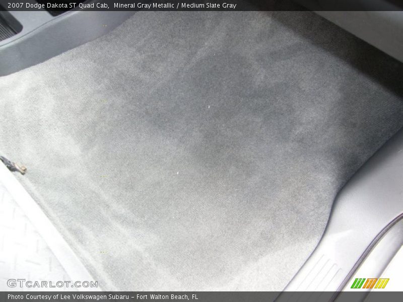 Mineral Gray Metallic / Medium Slate Gray 2007 Dodge Dakota ST Quad Cab