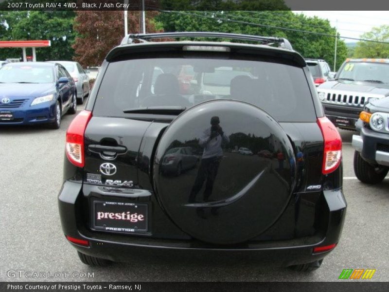 Black / Ash Gray 2007 Toyota RAV4 4WD