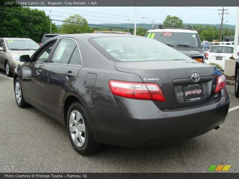 Magnetic Gray Metallic / Ash 2007 Toyota Camry LE