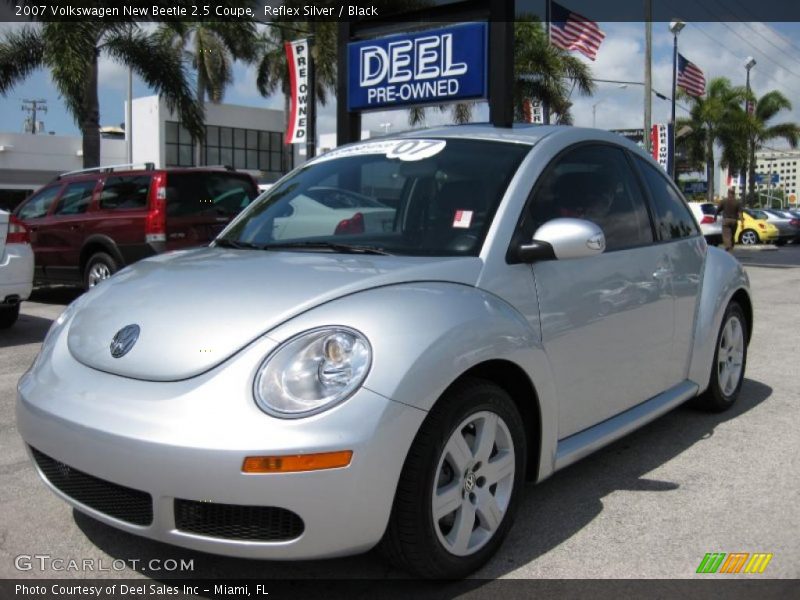 Reflex Silver / Black 2007 Volkswagen New Beetle 2.5 Coupe