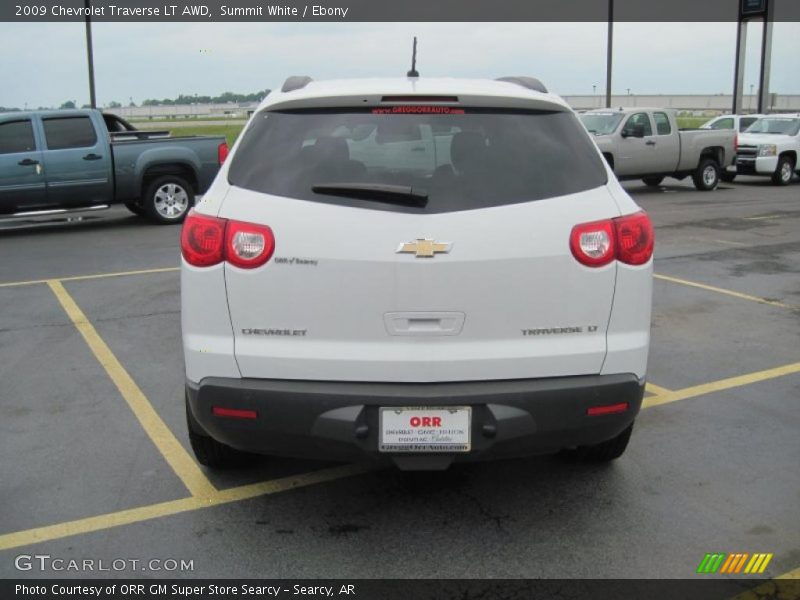 Summit White / Ebony 2009 Chevrolet Traverse LT AWD